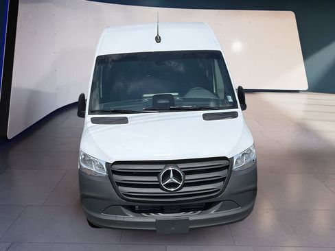 New 2025 Mercedes-Benz Sprinter 2500 image 6