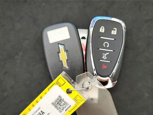 Used 2022 Chevrolet Equinox LT image 21