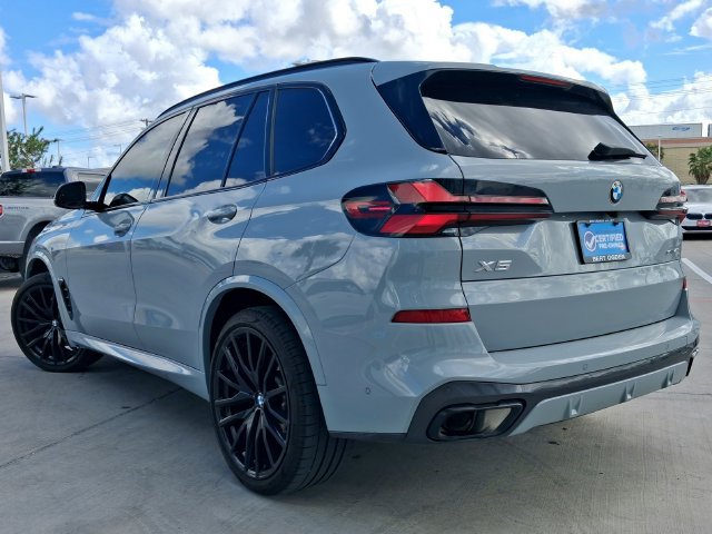 Used 2026 BMW X5 sDrive40i w/ M Sport Package RWD image 5