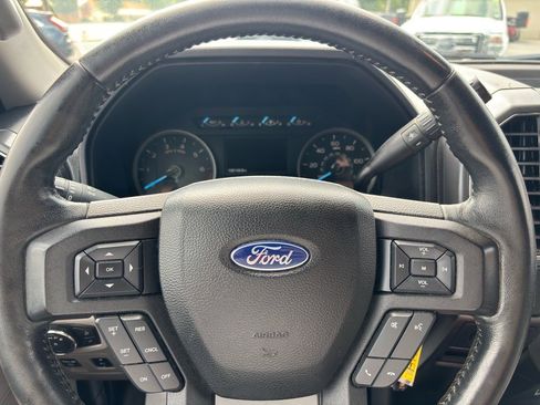 Used 2018 Ford F150 XLT w/ Equipment Group 301A Mid image 25