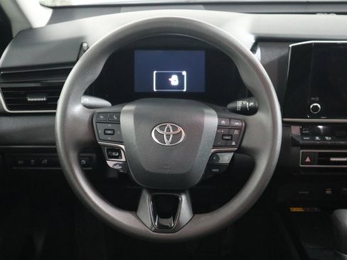 Used 2025 Toyota Camry LE FWD image 16