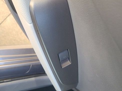 Used 2023 Toyota Camry LE image 15