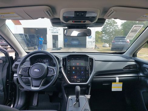 Used 2025 Subaru Impreza 2.0i Sport image 14