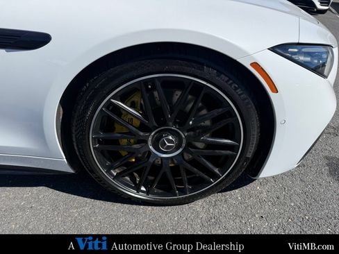 Certified 2022 Mercedes-Benz SL 55 AMG 4MATIC image 19