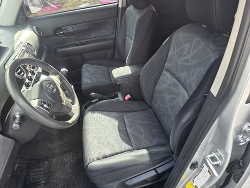 Used 2012 Scion xB image 7