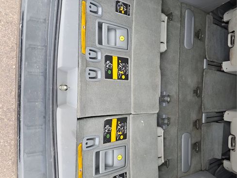 Used 2014 Toyota Sienna XLE image 28