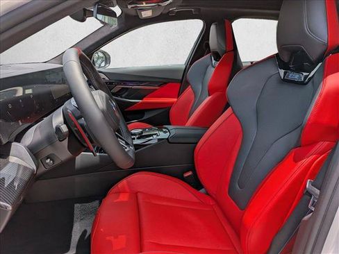 New 2027 BMW M5 w/ Executive Package AWD/4WD image 4
