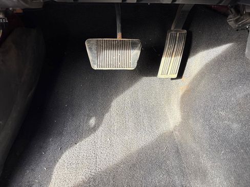 Used 2010 Jeep Wrangler Unlimited Sport image 16