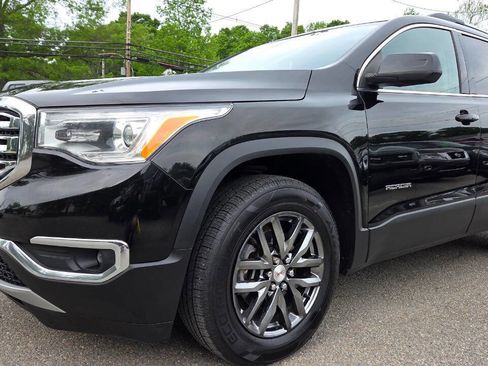 Used 2017 GMC Acadia SLT w/ LPO, Floor Liner Package AWD/4WD image 6