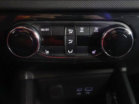 Used 2024 Chevrolet TrailBlazer ACTIV w/ Convenience Package image 47