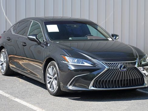 Used 2021 Lexus ES 300h w/ Accessory Package 2 FWD image 48