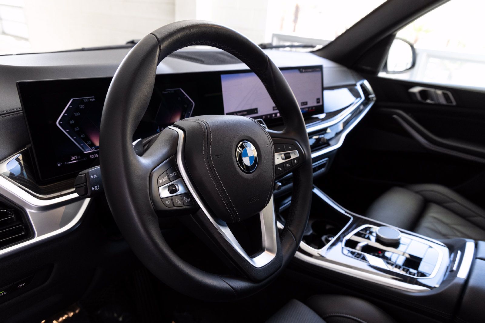 Certified 2024 BMW X5 xDrive40i AWD/4WD image 16