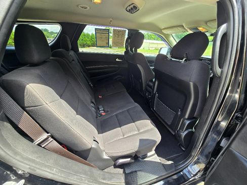 Used 2021 Dodge Durango SXT w/ 3rd Row Seating Group AWD/4WD image 19