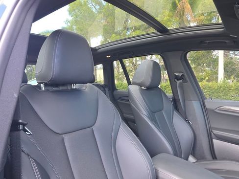 Used 2023 BMW X3 M40i w/ Premium Package image 11