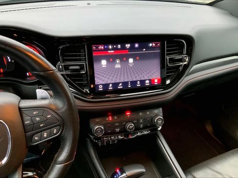 Used 2023 Dodge Durango GT image 6