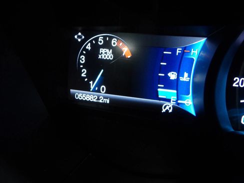 Used 2020 Ford Fusion SE FWD image 19