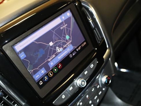 Used 2020 Chevrolet Traverse LT w/ LT Premium Package image 29