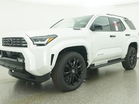 New 2026 Toyota 4Runner Platinum image 3