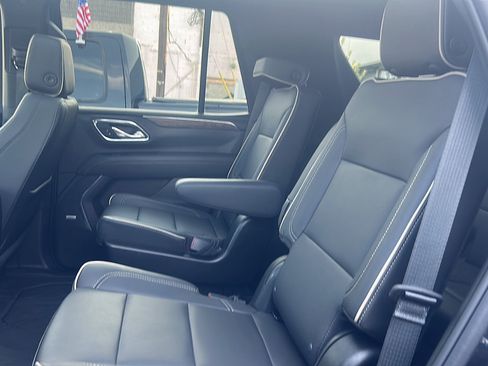 Certified 2024 Chevrolet Tahoe Premier AWD/4WD image 17