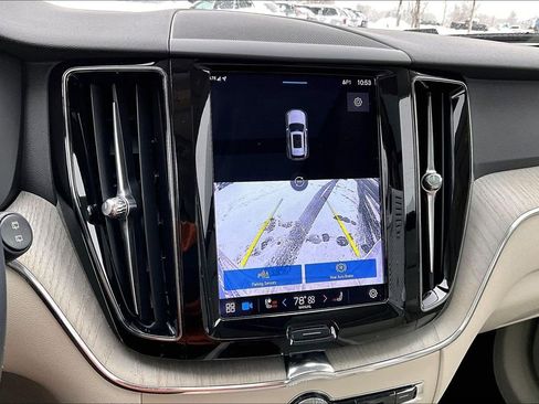 Certified 2023 Volvo XC60 B5 Plus image 13