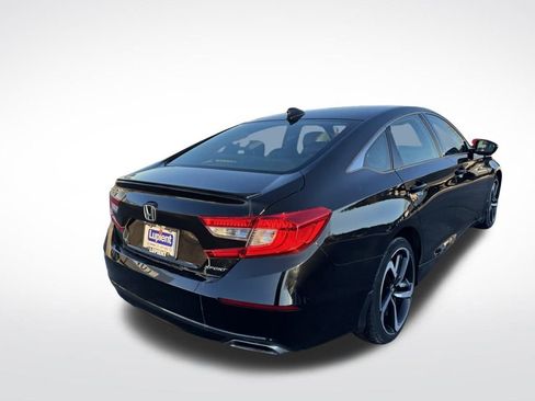 Used 2022 Honda Accord Sport image 4