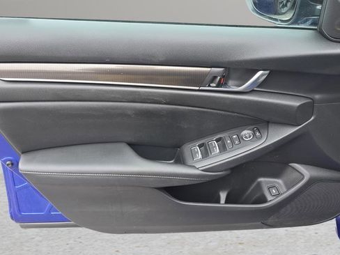 Used 2022 Honda Accord Sport image 9