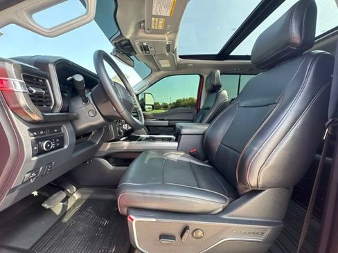 Used 2024 Ford F250 Lariat w/ Lariat Ultimate Package AWD/4WD image 2