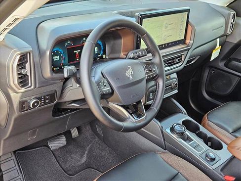 New 2025 Ford Bronco Sport Outer Banks w/ Outer Banks Tech Package+ image 3