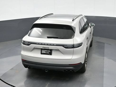Certified 2023 Porsche Cayenne Platinum Edition AWD/4WD image 29