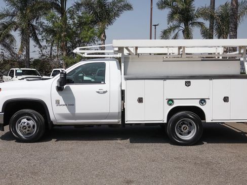 Used 2020 Chevrolet Silverado 3500 LT AWD/4WD image 5