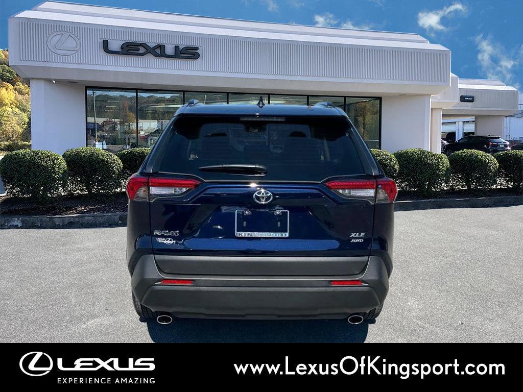 Used 2025 Toyota RAV4 XLE Premium w/ Weather Package AWD/4WD image 4