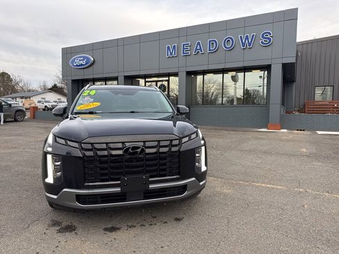 Used 2024 Hyundai Palisade Limited image 5
