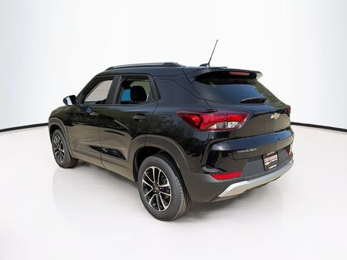 New 2026 Chevrolet TrailBlazer LT FWD image 8