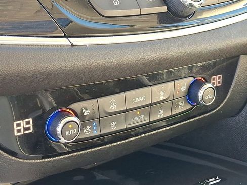 Used 2023 Buick Enclave Premium w/ Experience Buick Package image 36