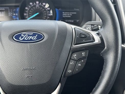 Used 2024 Ford Edge SEL image 26
