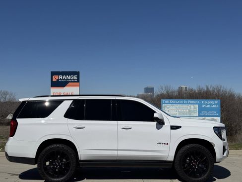 Used 2023 GMC Yukon AT4 w/ AT4 Premium Package image 12