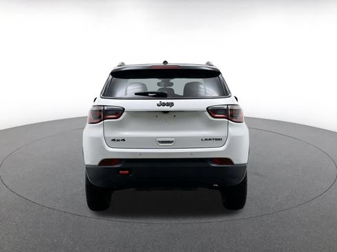 Used 2025 Jeep Compass Trailhawk AWD/4WD image 7