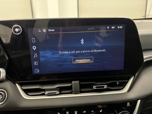 Used 2026 Chevrolet Equinox LT FWD image 57