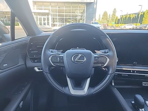 Certified 2025 Lexus RX 450h AWD w/ Convenience Package image 23