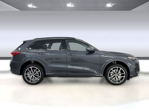 New 2026 Audi Q5 Premium AWD/4WD image 8