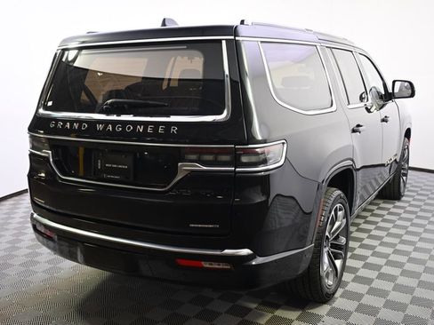 Used 2022 Jeep Grand Wagoneer Series III w/ Rear Seat Video Group 1 AWD/4WD image 6