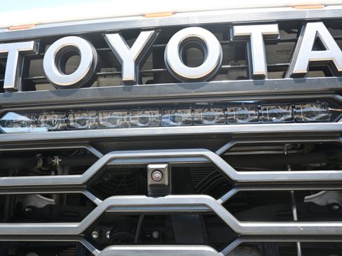 Used 2026 Toyota Tundra TRD Pro w/ Tow Tech Package AWD/4WD image 17