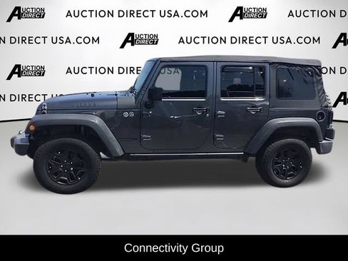 Used 2018 Jeep Wrangler Unlimited Sport AWD/4WD image 3