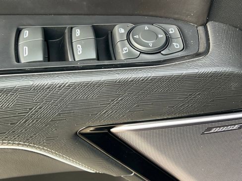 Used 2022 GMC Sierra 1500 AT4X image 25