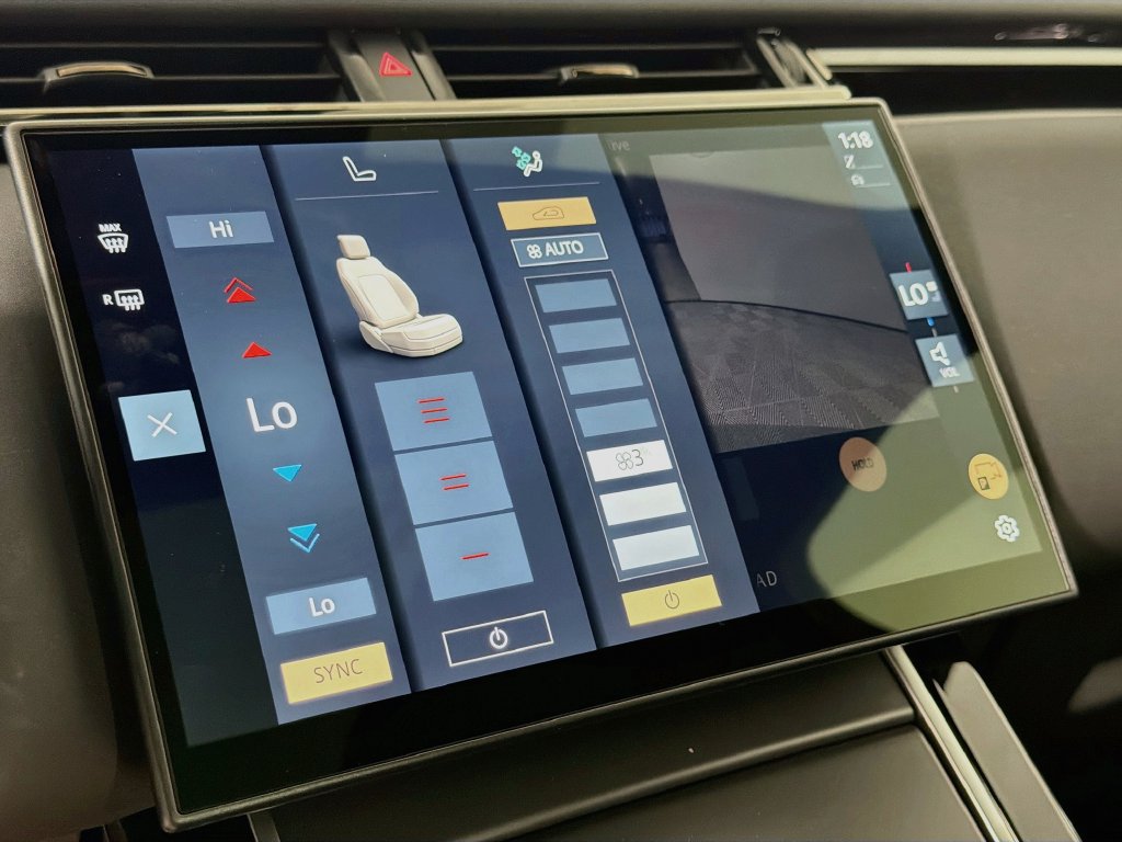 New 2026 Land Rover Range Rover Velar S AWD/4WD image 16