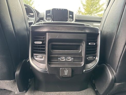 Used 2023 RAM 1500 Laramie AWD/4WD image 18
