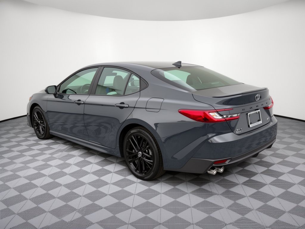 Used 2026 Toyota Camry SE FWD image 3