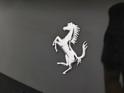 Used 2017 Ferrari California T image 19