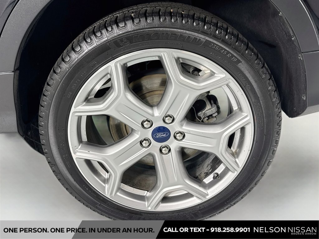 Used 2019 Ford Escape Titanium AWD/4WD image 31