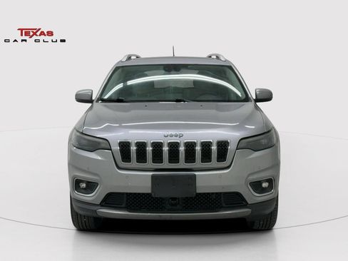 Used 2019 Jeep Cherokee Limited w/ Luxury Group AWD/4WD image 4
